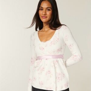 Hollister wrap babydoll top